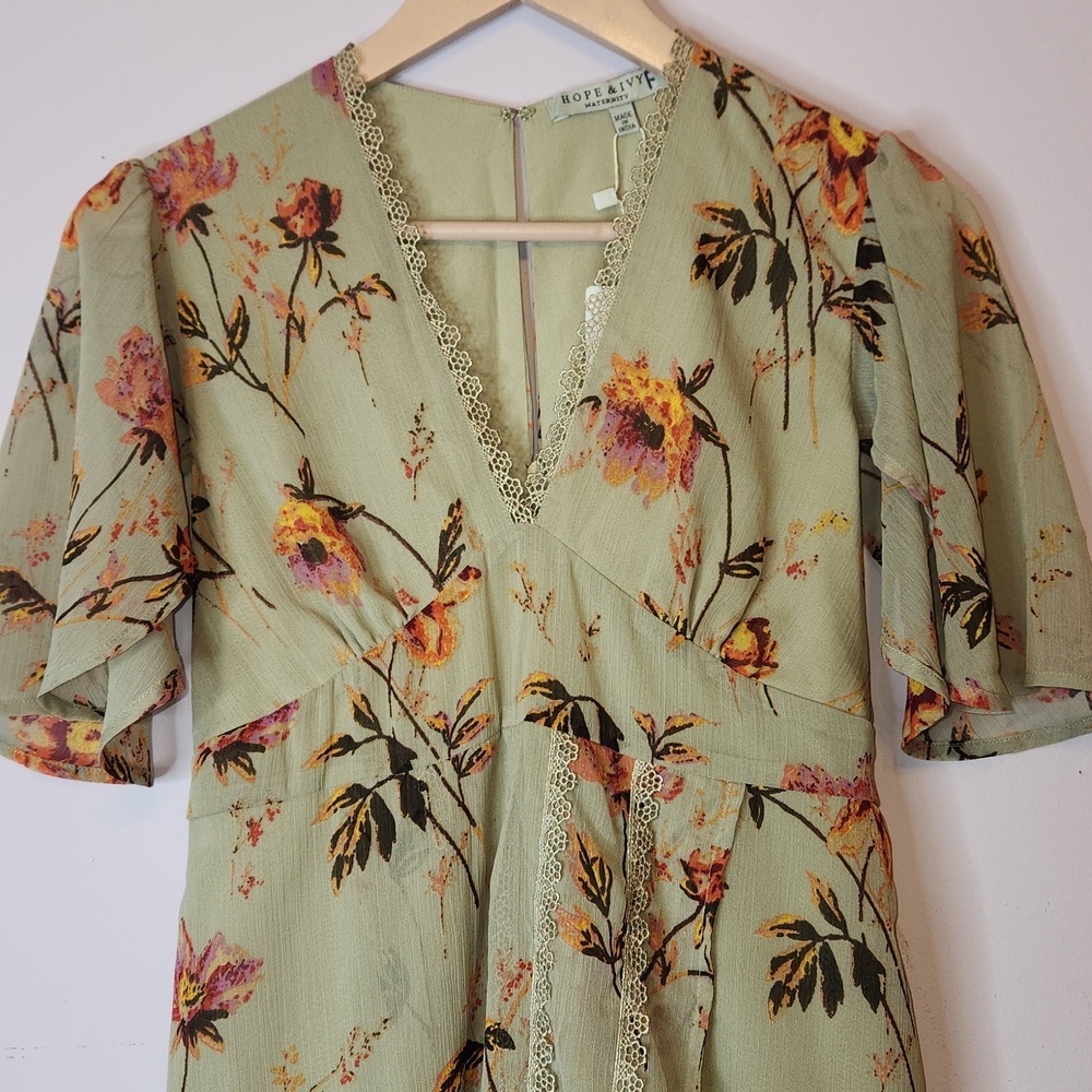 HOPE & IVY Maternity Women’s Floral Circular Sleeve V Neck Empire Waist, size 10 - Picture 4 of 11